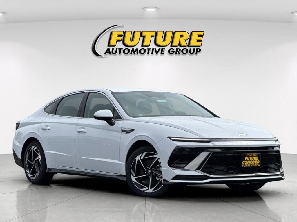 New 2026 Hyundai SONATA SEL Sport