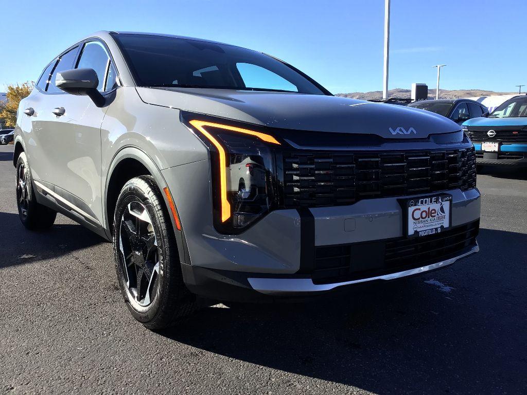 New 2026 Kia Sportage Hybrid S