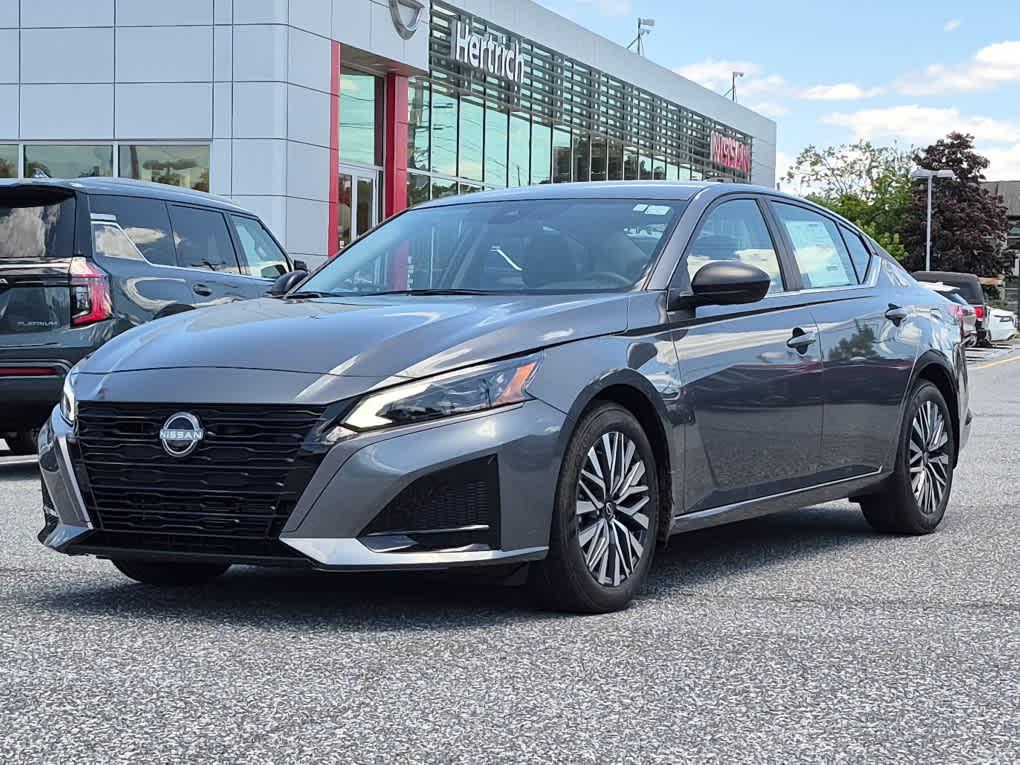 New 2026 Nissan Altima SV FWD