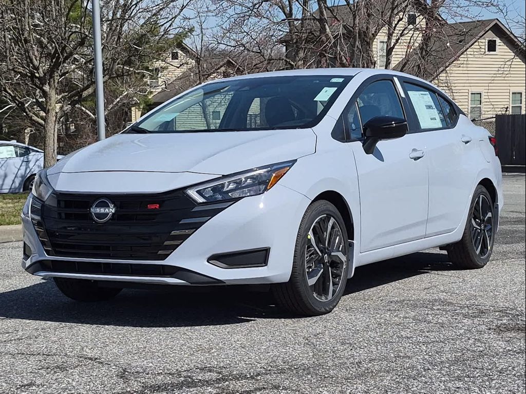 New 2025 Nissan Versa 1.6 S