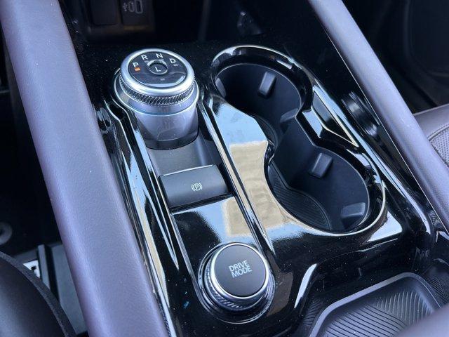 صورة مصغرة 16 لـ 2025 FORD EXPLORER PLATINUM