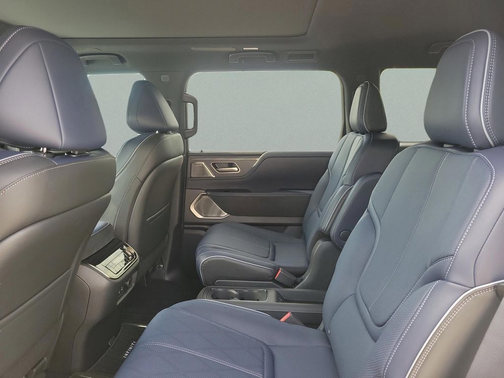 2026 Infiniti QX80 SPORT AWD 照片 9