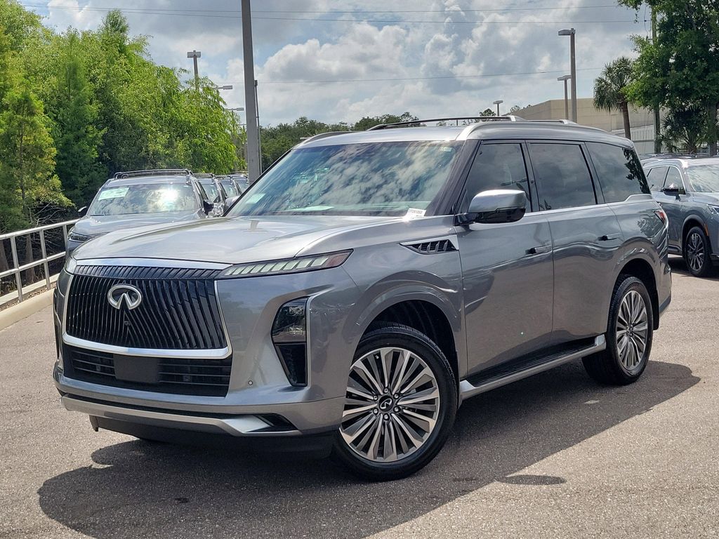 New 2026 INFINITI QX80 Luxe