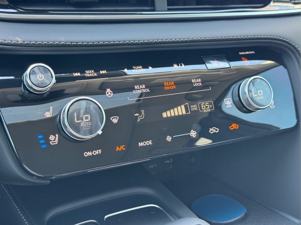 2027 Infiniti QX60 LUXE AWD 缩略图 26