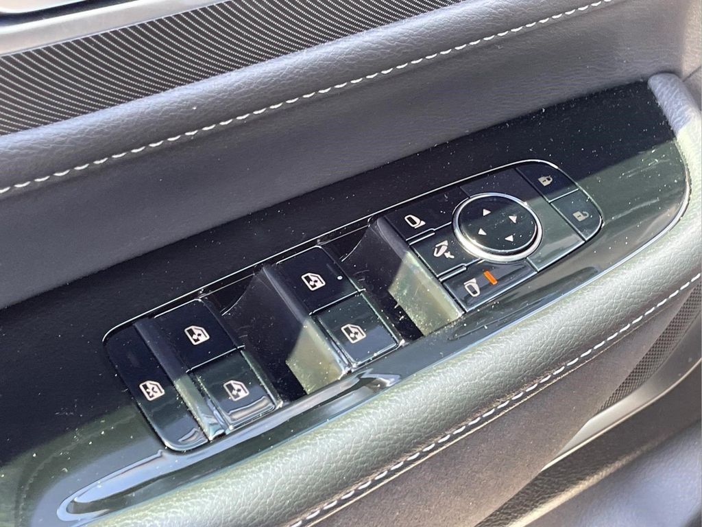 2026 Infiniti QX80 LUXE thumbnail 23