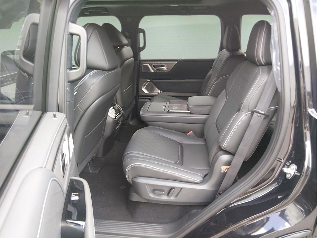 2027 Infiniti QX80 AUTOGRAPH — миниатюра 15