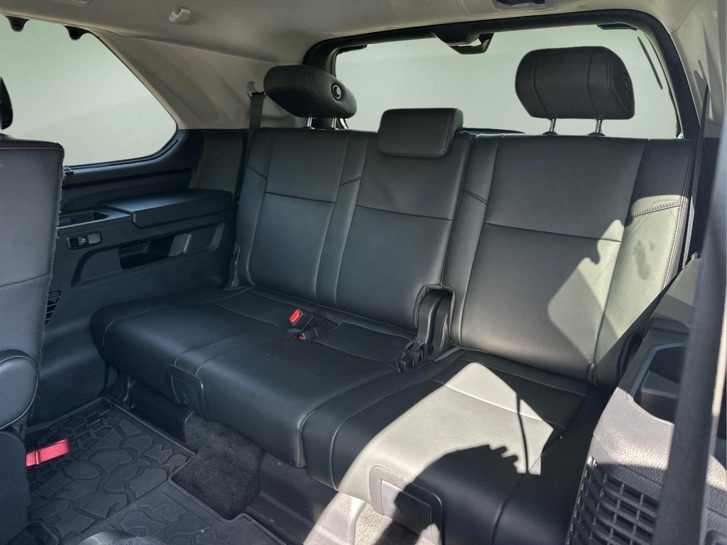 2023 Toyota SEQUOIA TRD PRO thumbnail 22
