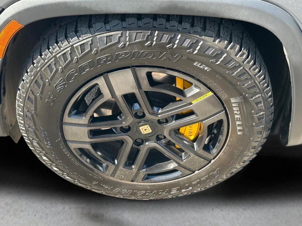 صورة مصغرة 14 لـ 2022 Rivian R1T ADVENTURE