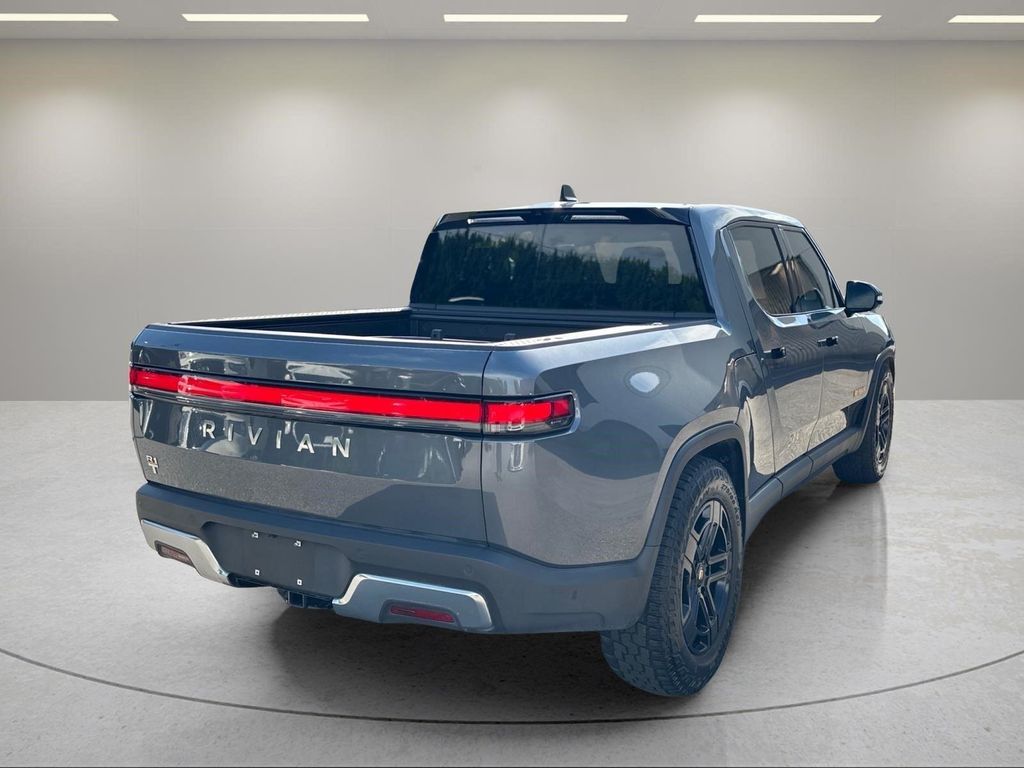 صورة 7 لـ 2022 Rivian R1T ADVENTURE