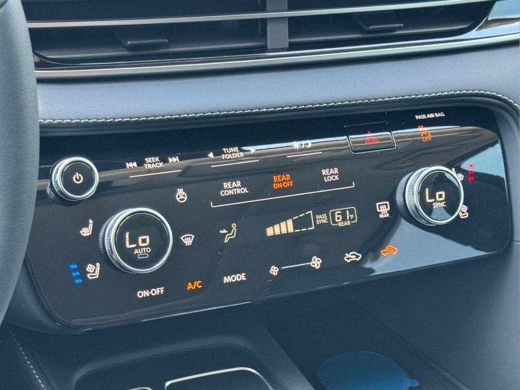 2027 Infiniti QX60 LUXE FWD — миниатюра 23