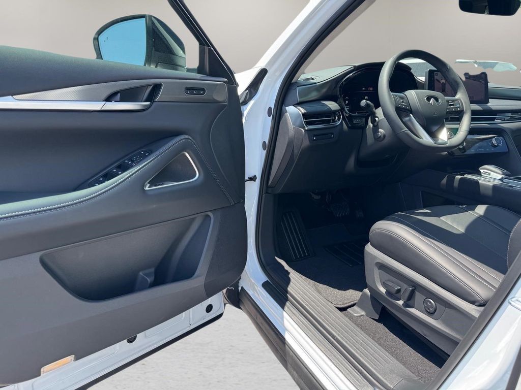 2027 Infiniti QX60 LUXE FWD — миниатюра 16