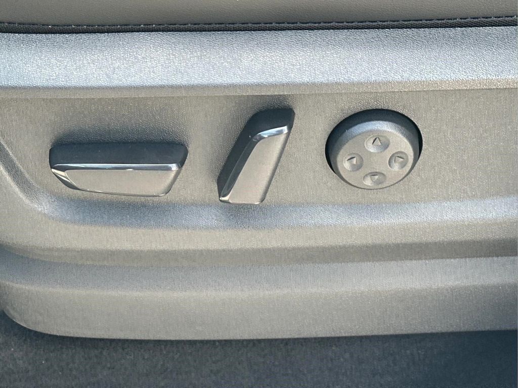 صورة مصغرة 27 لـ 2027 Infiniti QX80 LUXE
