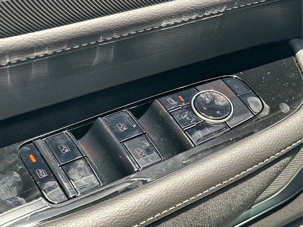 صورة مصغرة 25 لـ 2027 Infiniti QX80 LUXE