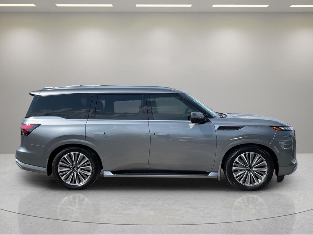 صورة مصغرة 9 لـ 2027 Infiniti QX80 LUXE