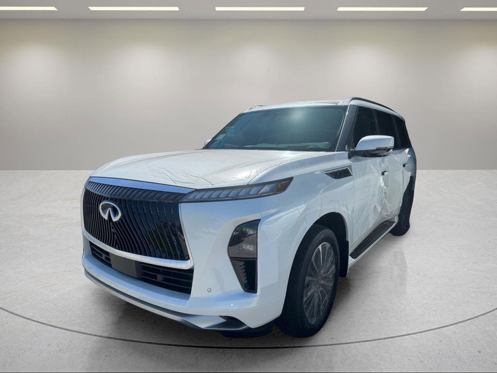 New 2026 INFINITI QX80 Luxe
