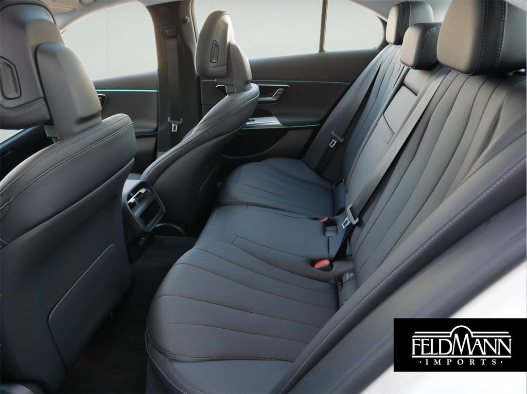 MERCEDES-BENZ E-CLASS - 3