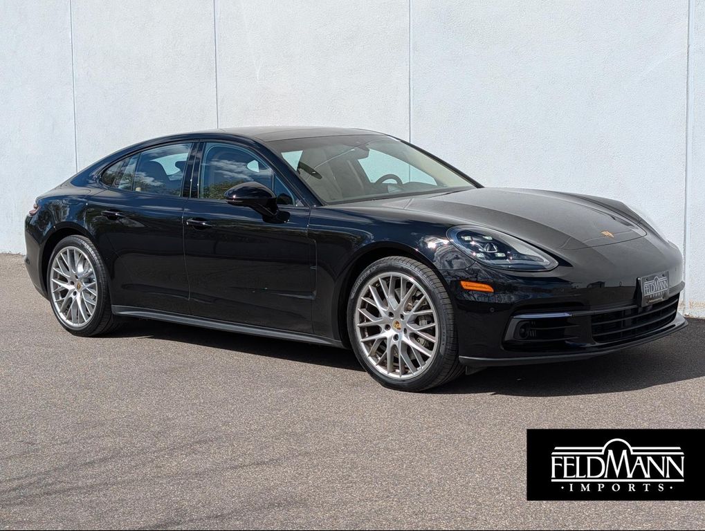 2018 Porsche Panamera