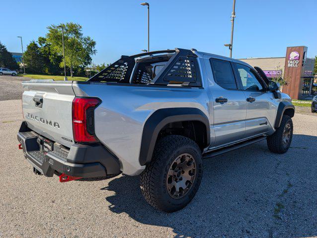 2026 Toyota TACOMA HYBRID TRAILHUNTER photo 2