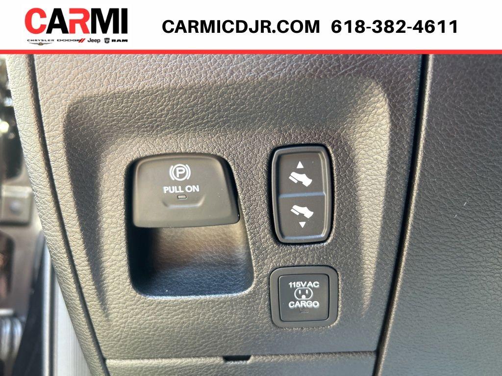 صورة مصغرة 22 لـ 2026 RAM 1500 LARAMIE