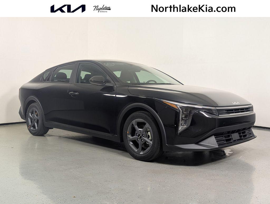 New 2026 Kia K4 LXS
