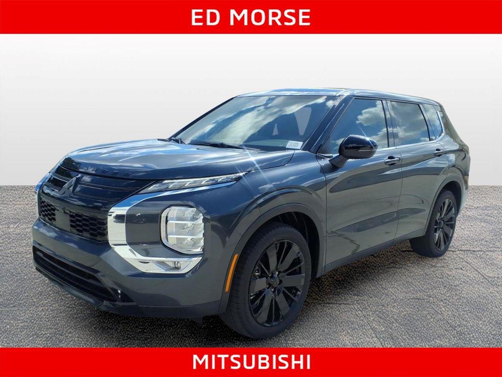 New 2026 Mitsubishi Outlander LE