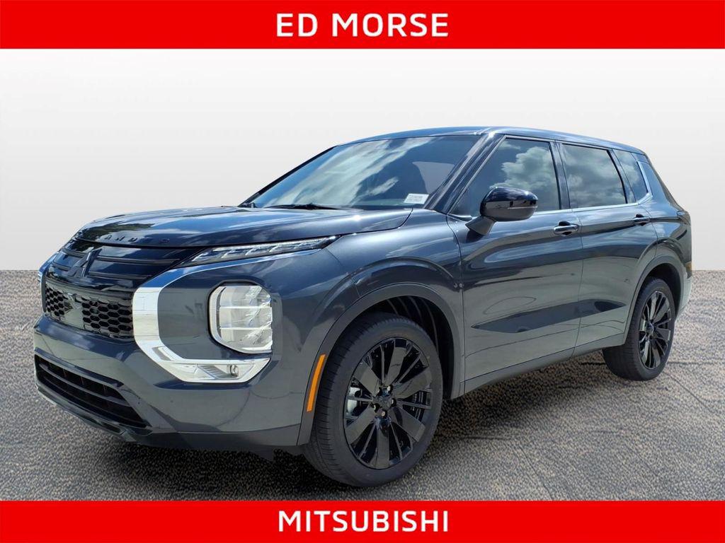 New 2026 Mitsubishi Outlander LE