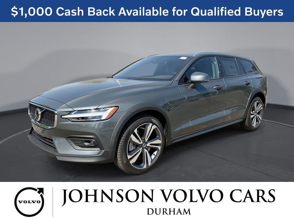 New 2026 Volvo V60 Cross Country Plus, B5 AWD Gas (mild hybrid)