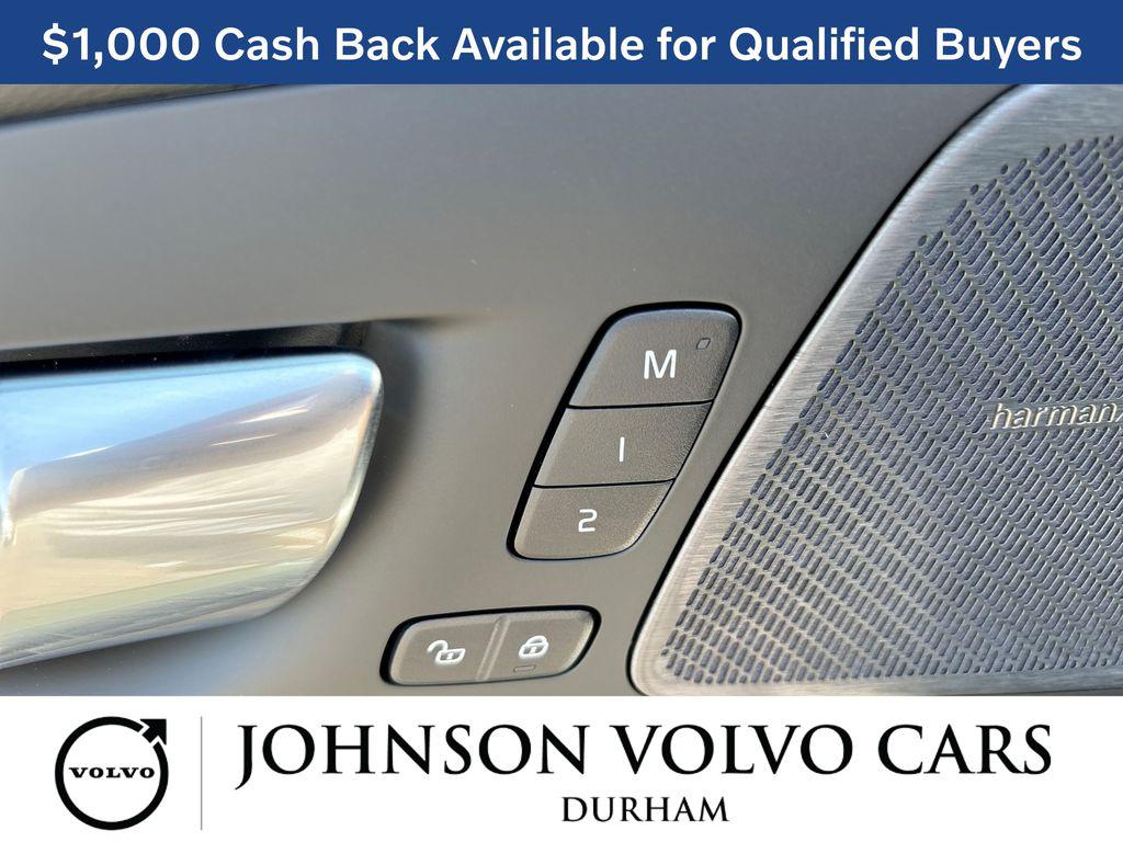 2026 Volvo XC60 B5 ULTRA 缩略图 15