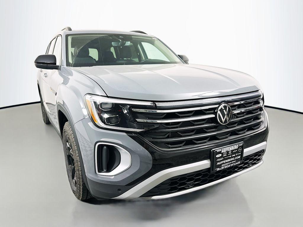 New 2026 Volkswagen Atlas 2.0T Peak Edition