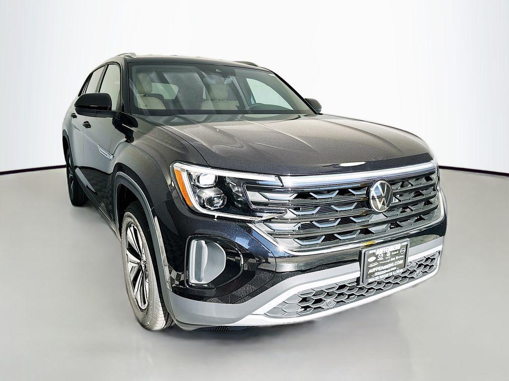 New 2026 Volkswagen Atlas Cross Sport 2.0T SE