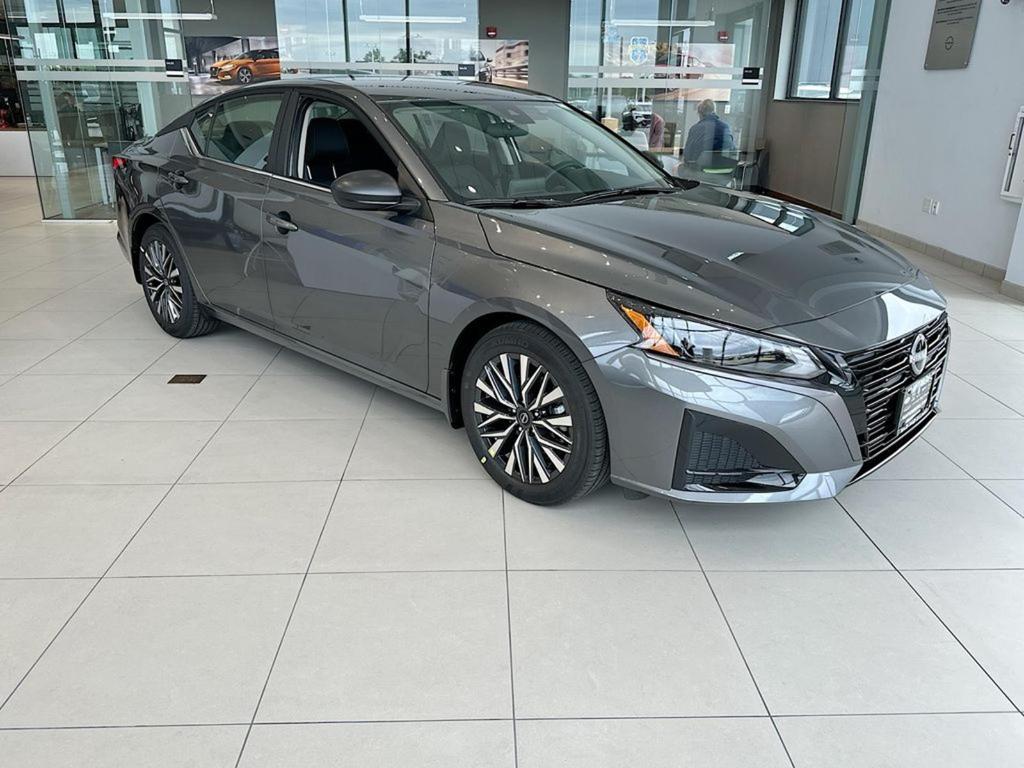 New 2026 Nissan Altima 2.5 SV