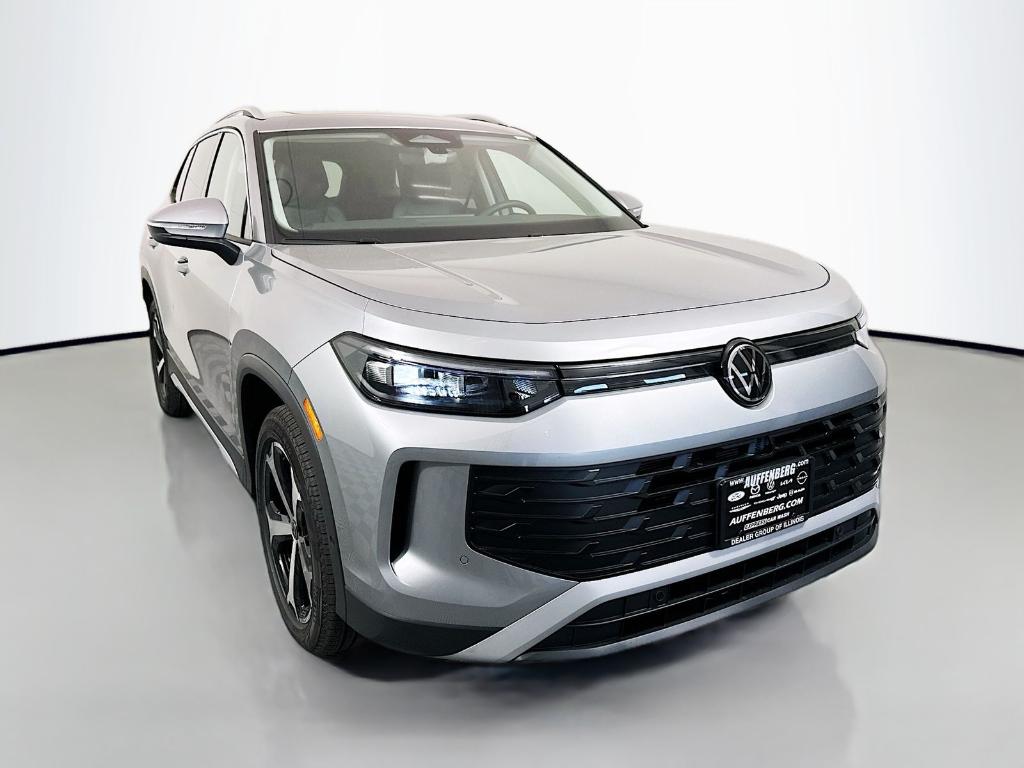 New 2026 Volkswagen Tiguan 2.0T SE