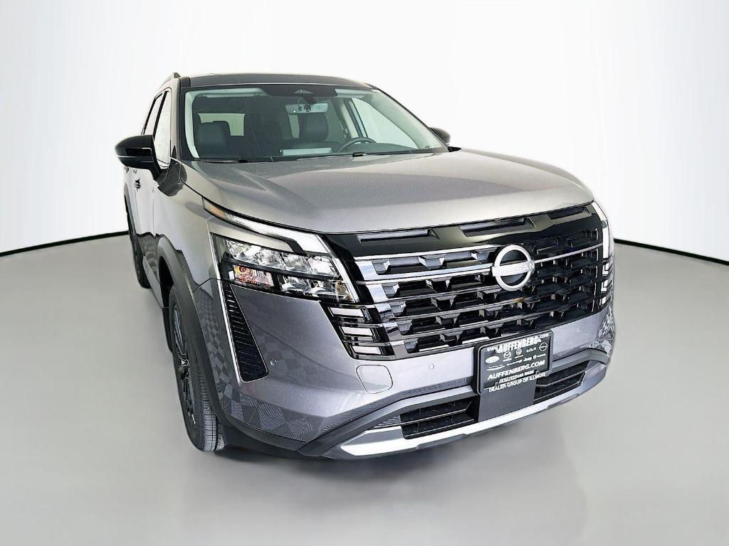 New 2026 Nissan Pathfinder SL