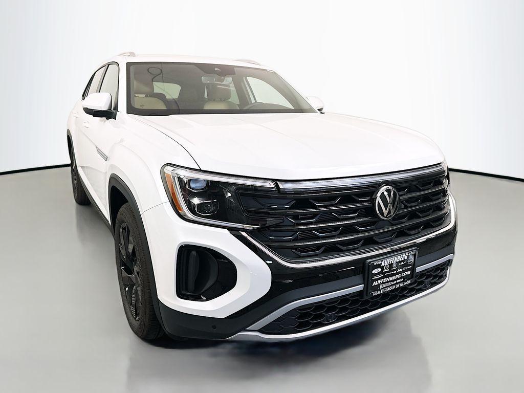 New 2026 Volkswagen Atlas Cross Sport 2.0T SE w/Technology