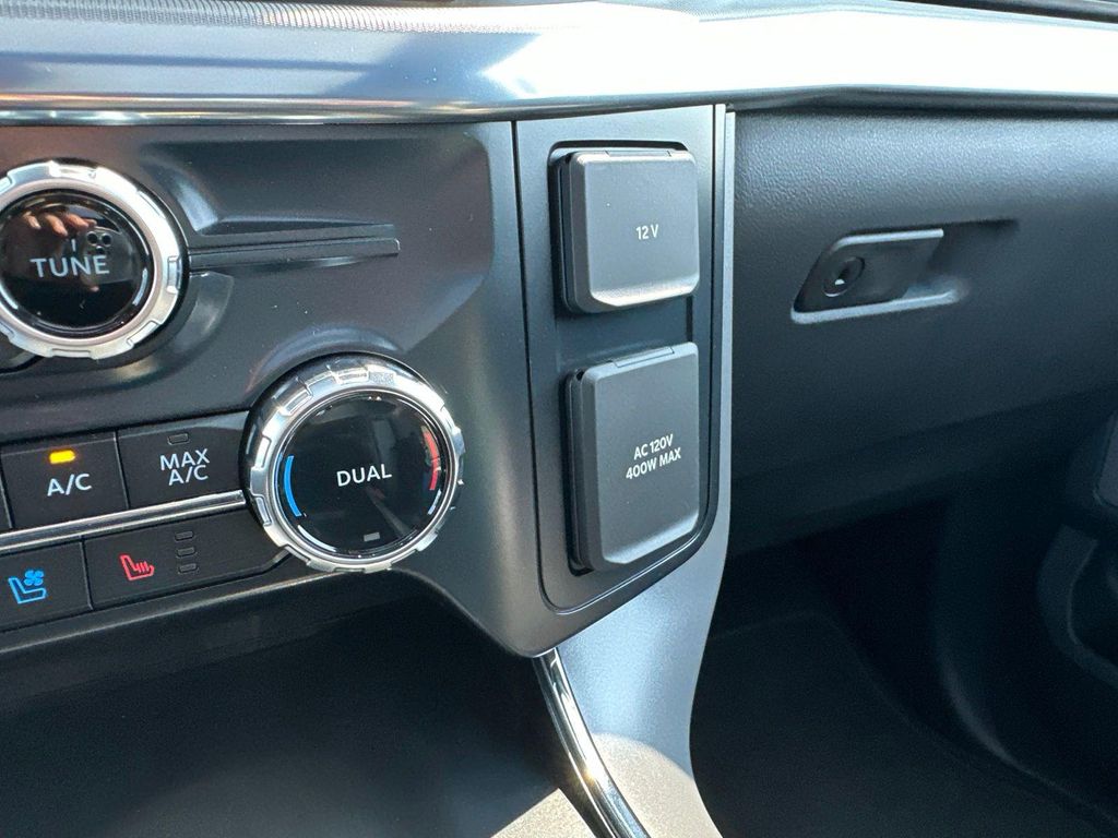 2026 FORD F-150 LARIAT — миниатюра 17
