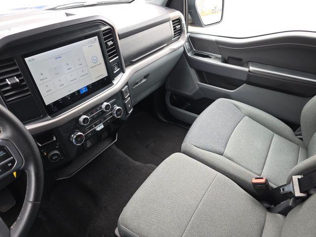 FORD F-150 XLT - 4