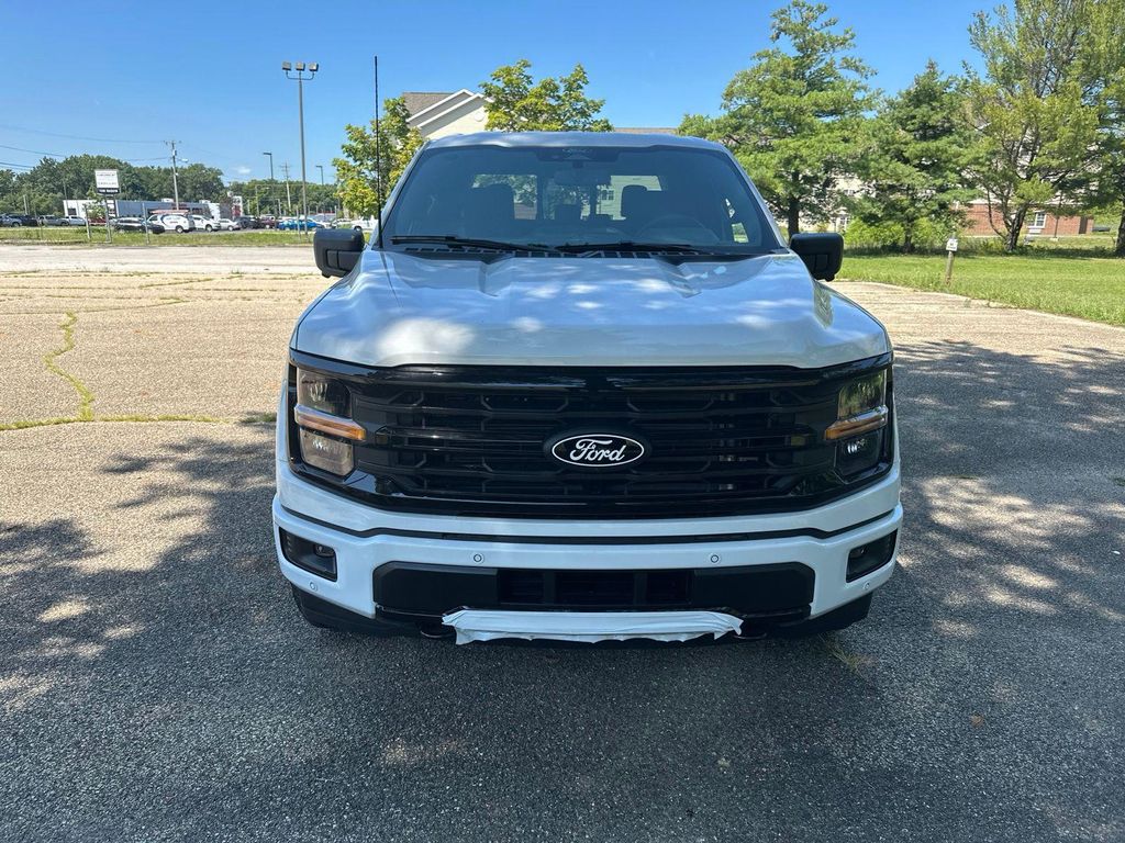 2026 FORD F-150 XLT — фото 10