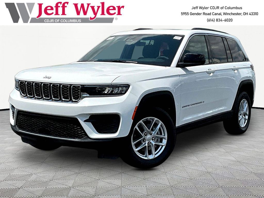 New 2026 Jeep Grand Cherokee Altitude