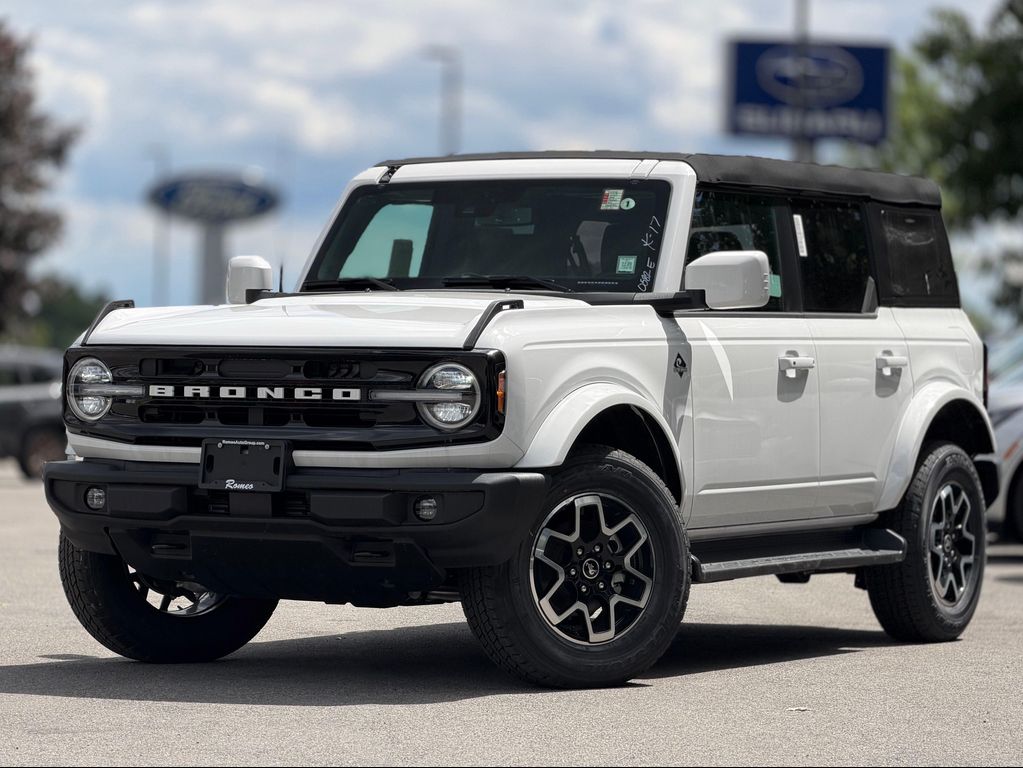 New 2025 Ford Bronco Outer Banks