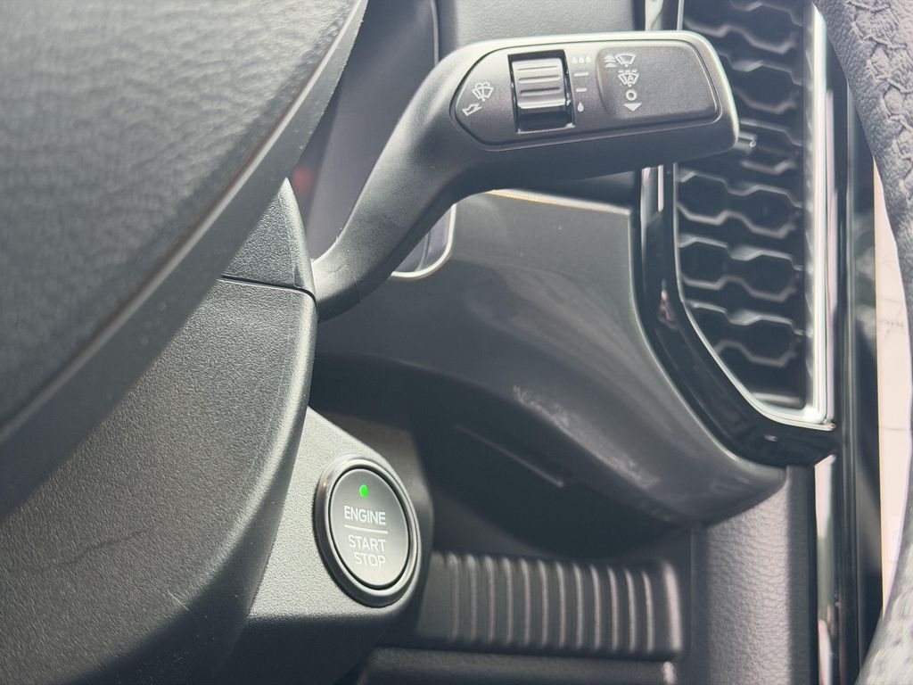 2026 FORD RANGER LARIAT — миниатюра 11