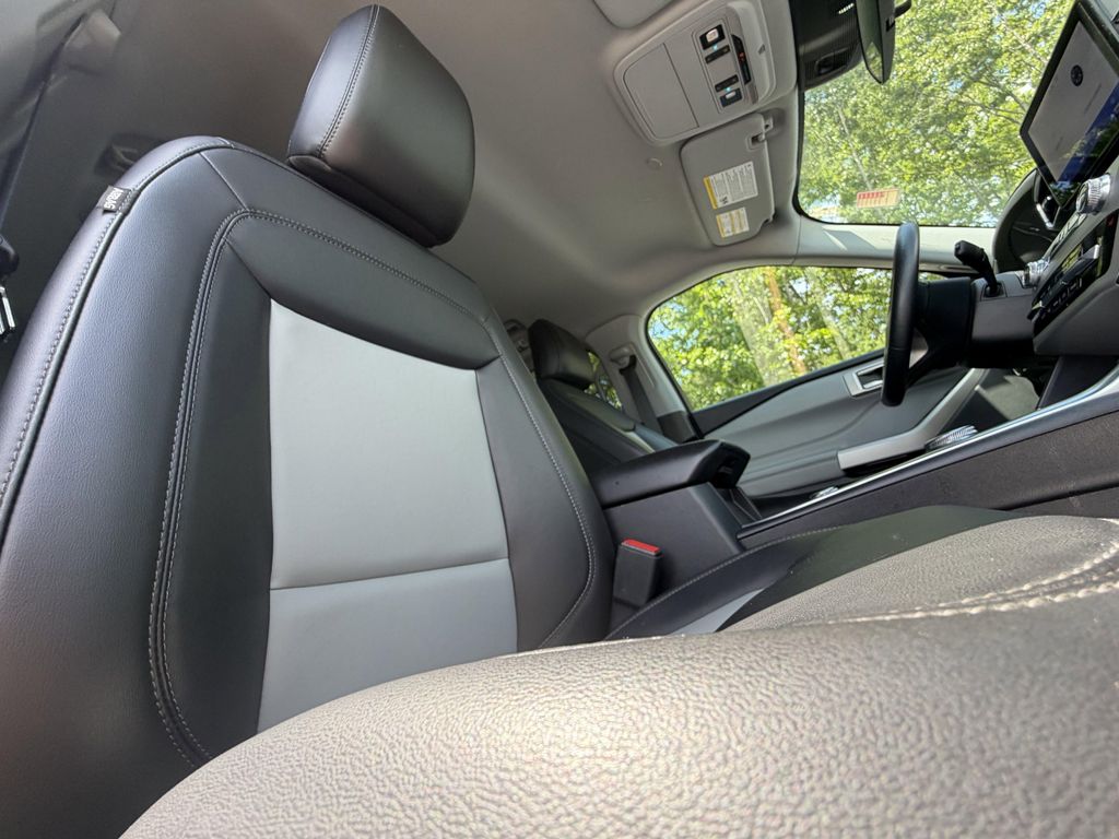 2024 FORD EXPLORER XLT 缩略图 28