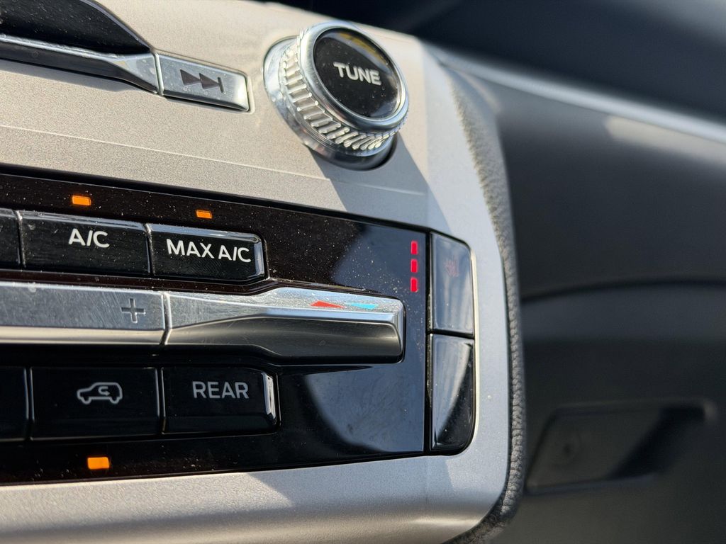 صورة 3 لـ 2024 FORD EXPLORER XLT
