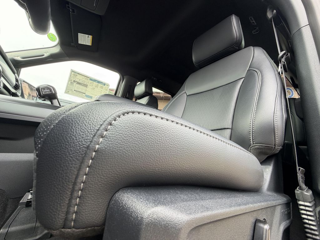 2026 FORD F-150 LARIAT 缩略图 20