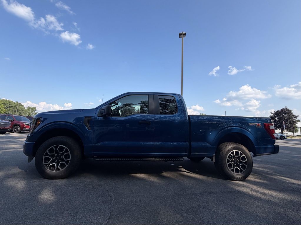 صورة 6 لـ 2023 FORD F-150 XL