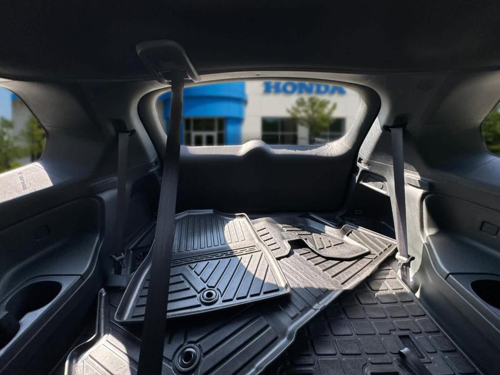 2025 Honda PILOT SPORT thumbnail 32