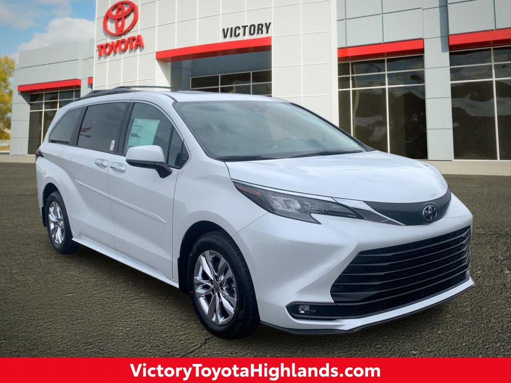 New 2026 Toyota Sienna XLE
