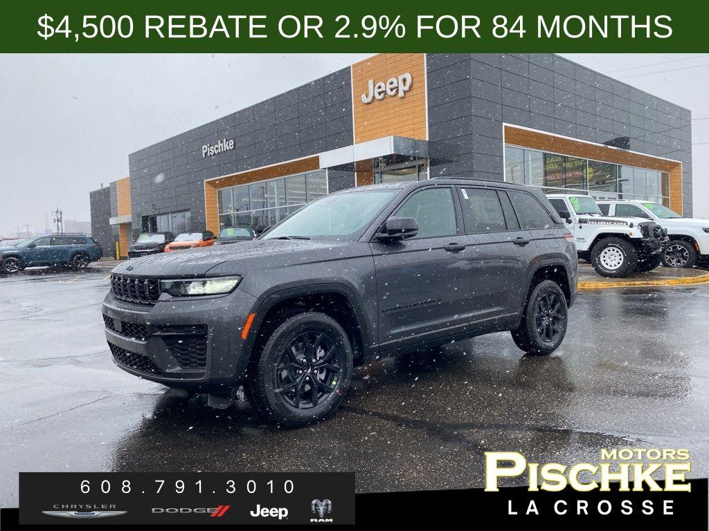 New 2026 Jeep Grand Cherokee Laredo