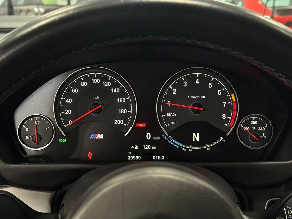 صورة مصغرة 12 لـ 2020 BMW M4 BASE