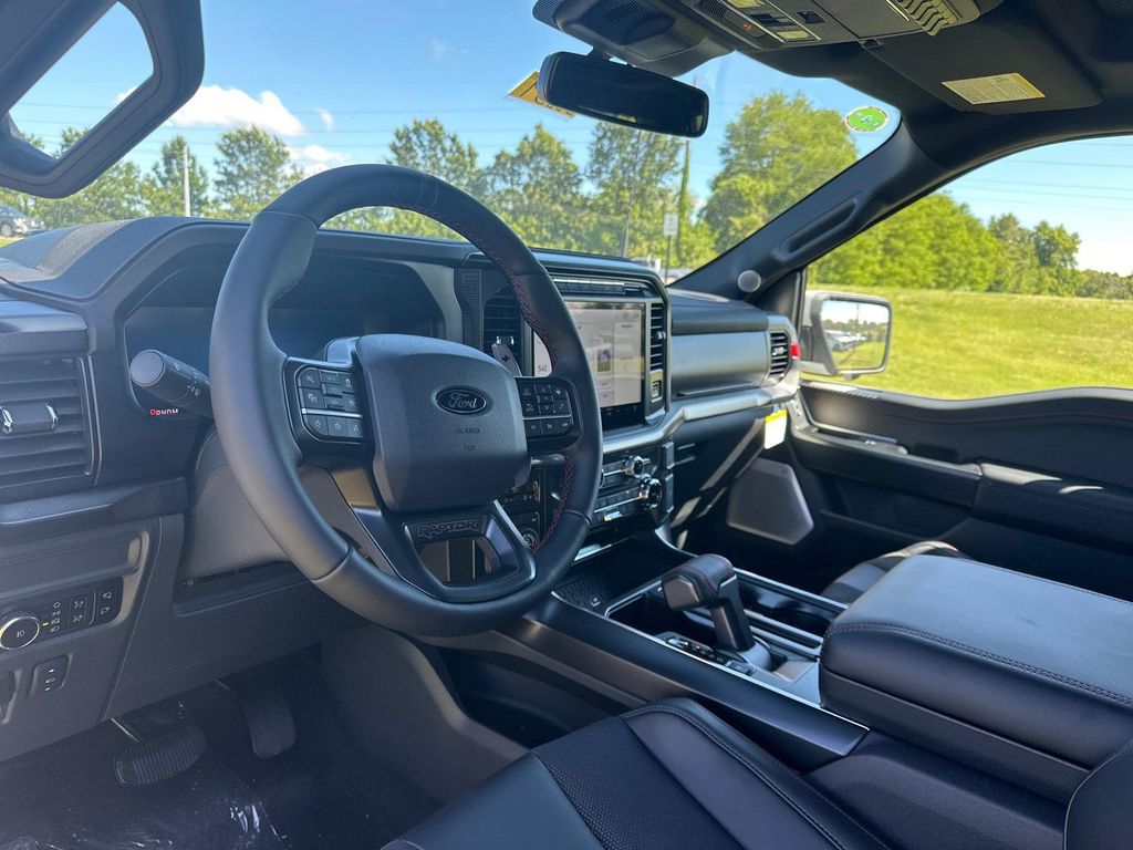 FORD F-150 RAPTOR - 10