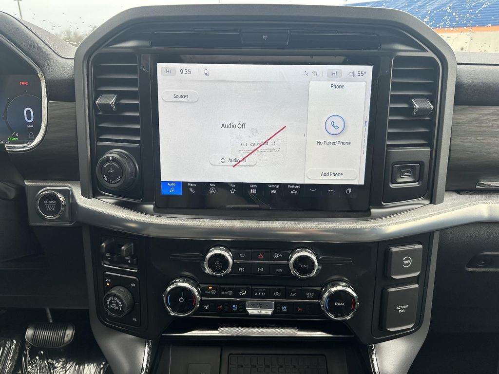 2026 FORD F-150 LARIAT photo 5